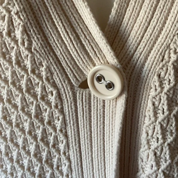 Liz Claiborne Cream Beige Ecru Knit  Button 3/4 Short Sleeve Cotton Sweater Cozy - Picture 2 of 7